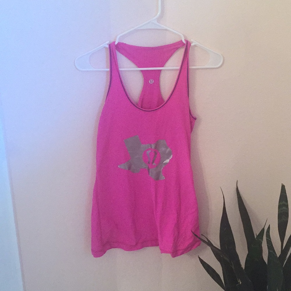 Pink lululemon reversible workout tank